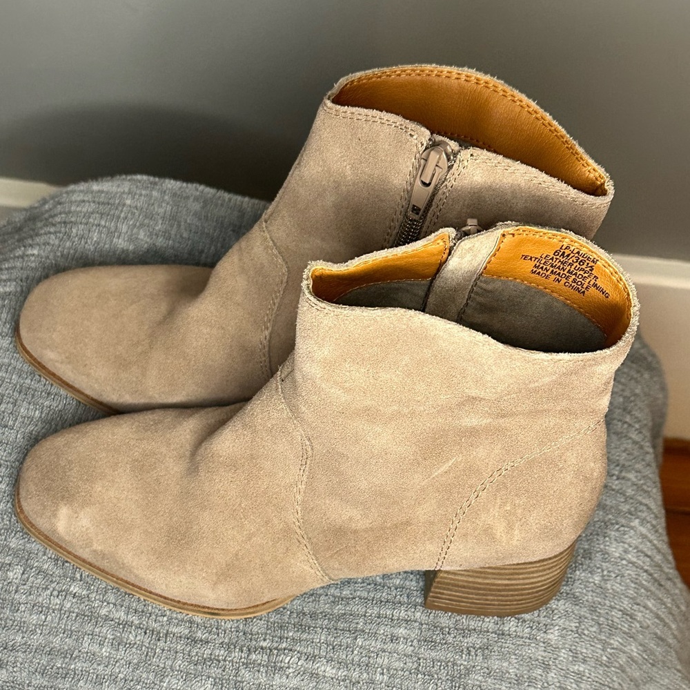 Tan Lucky Brand booties 36.5 (6 US)